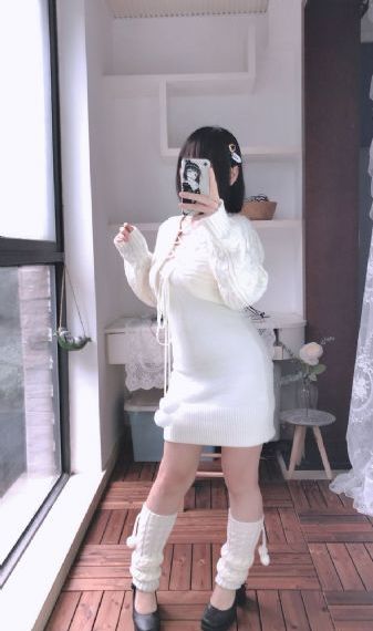 國產美女露臉自拍視頻_BD英語高清免費觀看