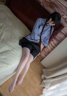 歐美模特大膽寫真_暖暖免費觀看視頻