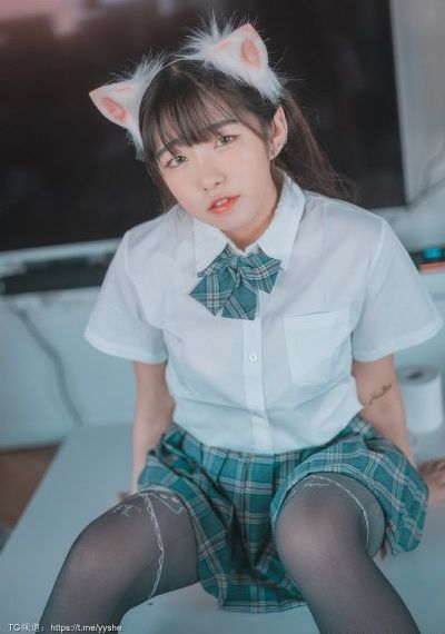 國產(chǎn)專區(qū)av在線_720完整在線觀看