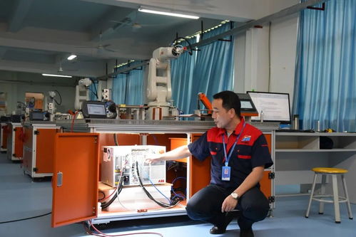 創(chuàng)新培訓(xùn) 服務(wù)企業(yè)丨寶山技工全面啟動(dòng)企業(yè)適崗培訓(xùn)工作，賦能數(shù)字化人才發(fā)展